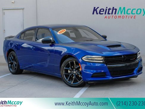 Used 2022 Dodge Charger SXT w/ Blacktop Package RWD image 1