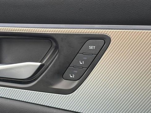 Certified 2025 Nissan Murano SL AWD/4WD image 17
