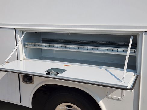 New 2025 Chevrolet Express 3500 w/ Power Convenience Package image 15