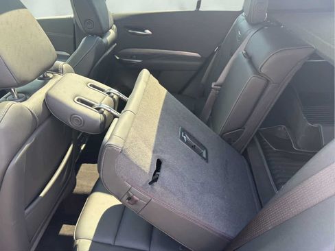 Used 2025 Cadillac XT4 Premium Luxury AWD/4WD image 28