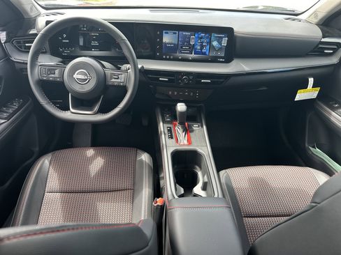 New 2026 Nissan Kicks SR FWD image 15