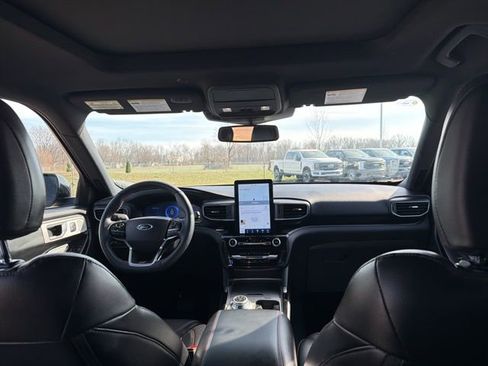 Used 2023 Ford Explorer ST w/ Equipment Group 401A image 15