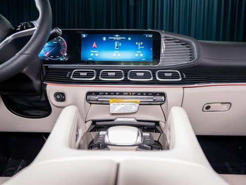 New 2026 Mercedes-Benz GLE 450 4MATIC image 19