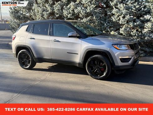 Used 2018 Jeep Compass Latitude w/ Popular Equipment Group image 12