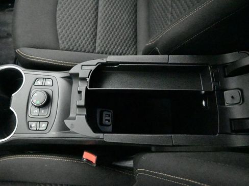 Used 2020 GMC Terrain SLE w/ Driver Convenience Package AWD/4WD image 14