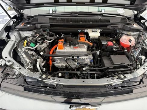 New 2026 Chevrolet Equinox EV LT AWD/4WD image 9