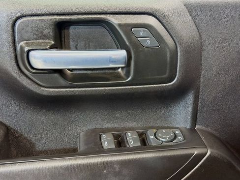 Used 2023 Chevrolet Silverado 1500 Custom w/ LPO, Dark Essentials Package AWD/4WD image 18