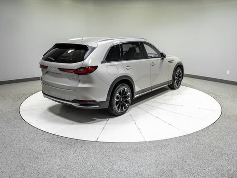 Used 2024 MAZDA CX-90 Plug-In Hybrid w/ Premium Pkg AWD/4WD image 33