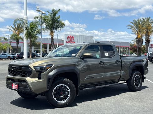New 2026 Toyota Tacoma TRD Off-Road AWD/4WD image 2