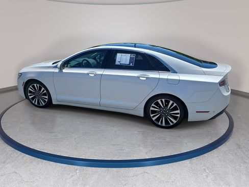 Used 2019 Lincoln MKZ Reserve w/ Luxury Package AWD/4WD image 8