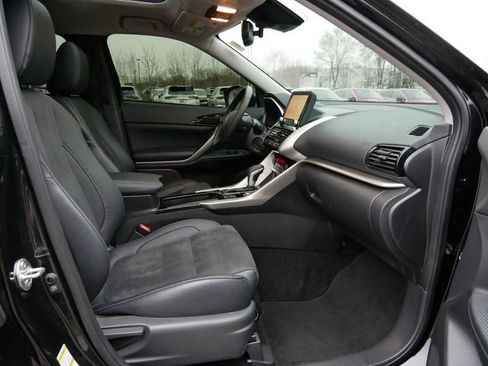 Used 2023 Mitsubishi Eclipse Cross SE AWD/4WD image 8