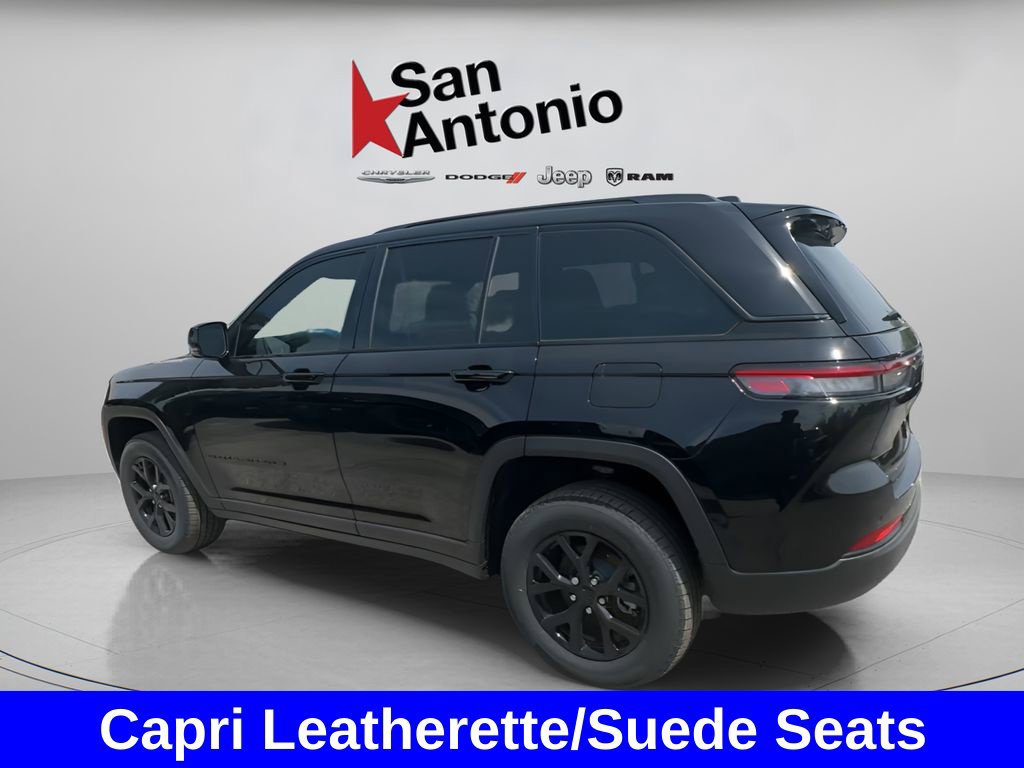 New 2025 Jeep Grand Cherokee Altitude RWD image 10