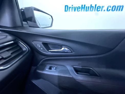 Used 2024 Chevrolet Equinox RS w/ RS Leather Package image 34