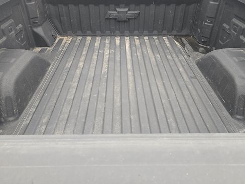 Used 2022 Chevrolet Silverado 1500 Custom AWD/4WD image 14