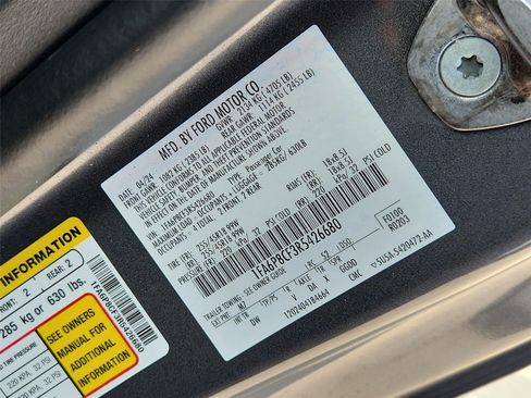 Used 2024 Ford Mustang GT RWD image 31