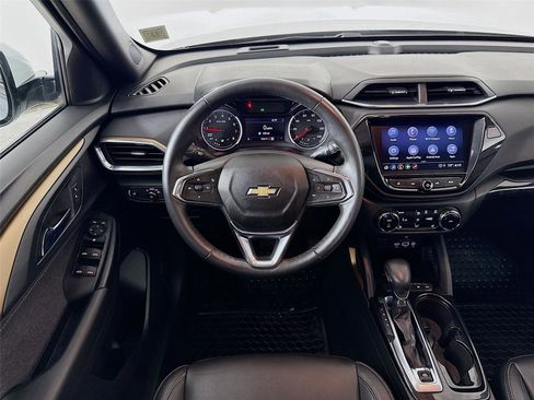 Used 2021 Chevrolet TrailBlazer ACTIV w/ Technology Package AWD/4WD image 23