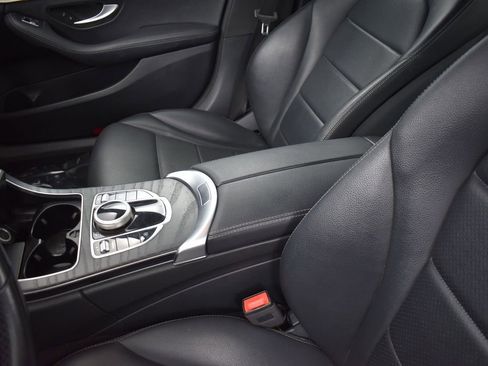 Used 2021 Mercedes-Benz C 300 C 300 image 12