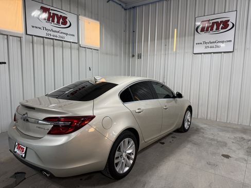 Used 2015 Buick Regal Premium image 3