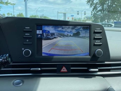 New 2025 Hyundai Elantra Sport FWD image 19