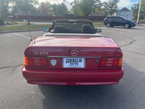 Used 1994 Mercedes-Benz SL 320 image 10