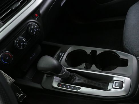 Certified 2024 Chevrolet Trax LS image 19