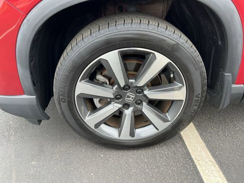 Used 2023 Honda Pilot Elite image 8