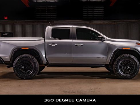 Used 2024 GMC Canyon AT4 w/ AT4 Premium Package AWD/4WD image 11