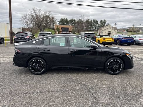 New 2026 Nissan Sentra SR w/ SR Premium Package FWD image 6