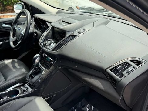 Used 2015 Ford Escape Titanium AWD/4WD image 18