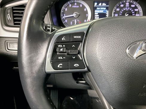 Used 2018 Hyundai Sonata SEL image 16