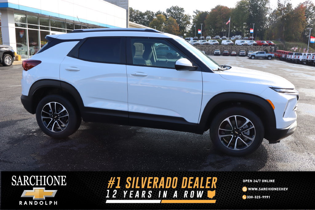 New 2026 Chevrolet TrailBlazer LT w/ Convenience Package AWD/4WD image 1