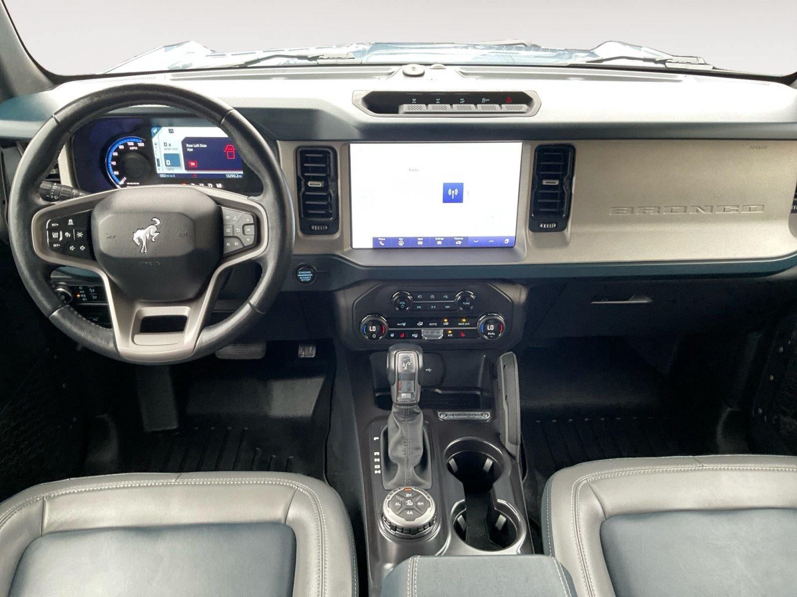Used 2024 Ford Bronco Outer Banks w/ Sasquatch Package AWD/4WD image 10