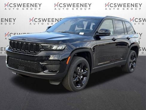New 2025 Jeep Grand Cherokee Laredo image 1