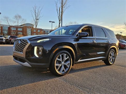Used 2021 Hyundai Palisade SEL w/ Convenience Package image 4