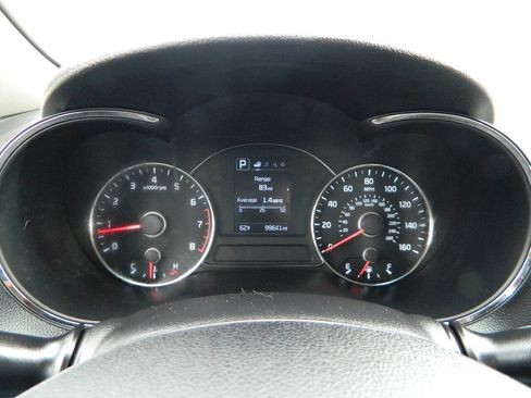 Used 2018 Kia Forte LX w/ LX Popular Package image 18