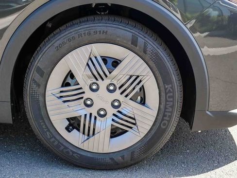 New 2026 Kia K4 LX image 10