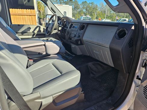 Used 2015 Ford F350 XL image 8