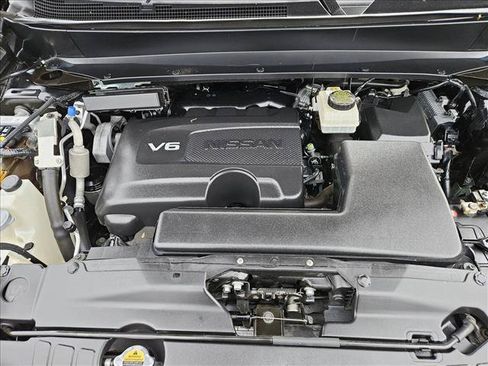 Used 2017 Nissan Pathfinder SL FWD image 29