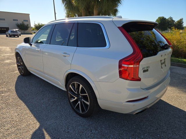Used 2020 Volvo XC90 T6 Momentum w/ Protection Package Premier AWD/4WD image 3