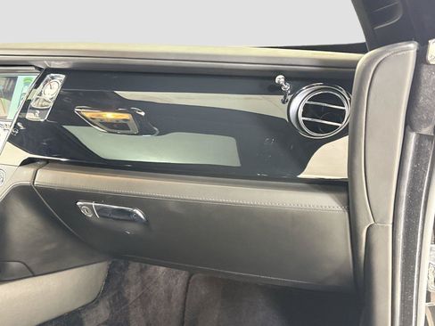 Used 2014 Rolls-Royce Wraith RWD image 29