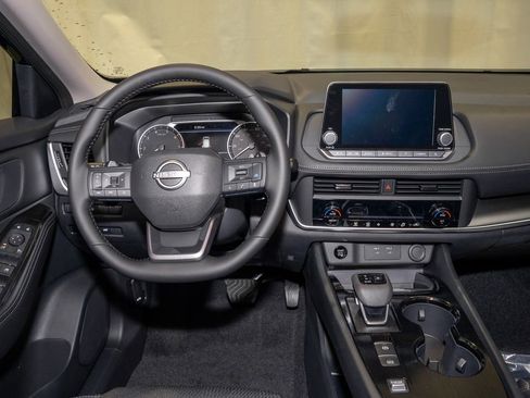 New 2026 Nissan Rogue SV image 8