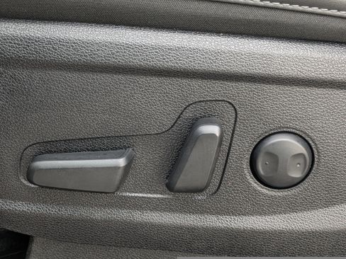 Used 2025 Kia Telluride S image 26