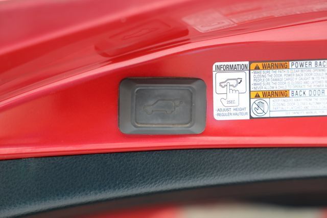 Used 2014 Toyota RAV4 Limited AWD/4WD image 11