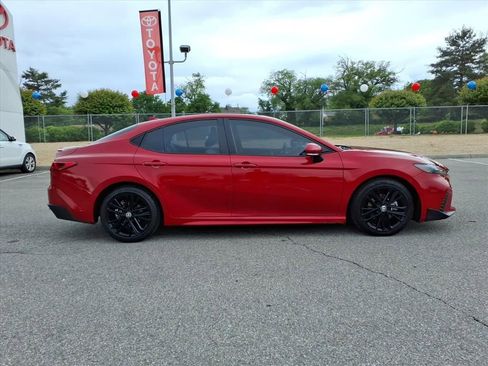 Used 2025 Toyota Camry SE w/ Multimedia Upgrade Package FWD image 3