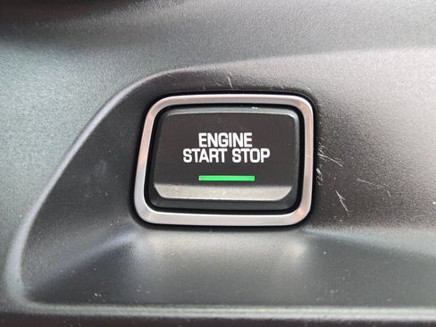 Used 2020 Chevrolet Camaro LT RWD image 27