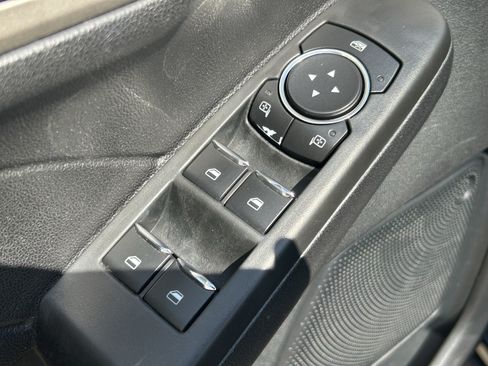 Used 2021 Ford Escape SE w/ Convenience Package FWD image 16