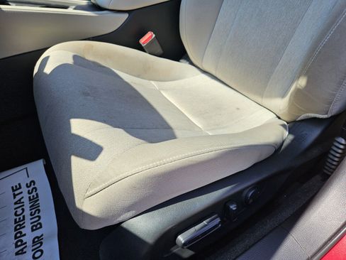 Used 2025 Honda Accord SE image 8