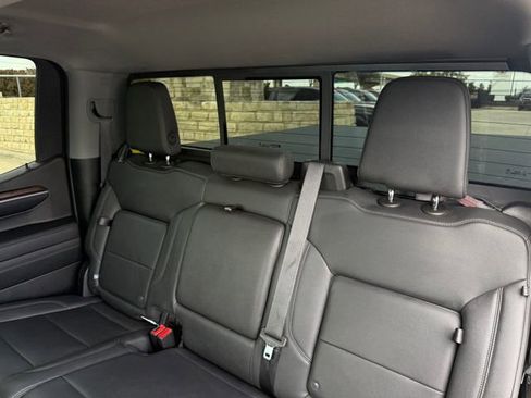 Used 2022 GMC Sierra 1500 SLT w/ SLT Premium Plus Package image 31