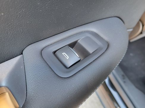 Used 2022 Cadillac XT5 Sportv w/ Technology Package image 15