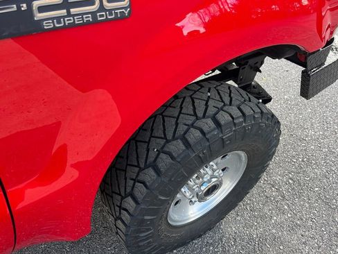 Used 2001 Ford F250 4x4 Regular Cab Super Duty image 70